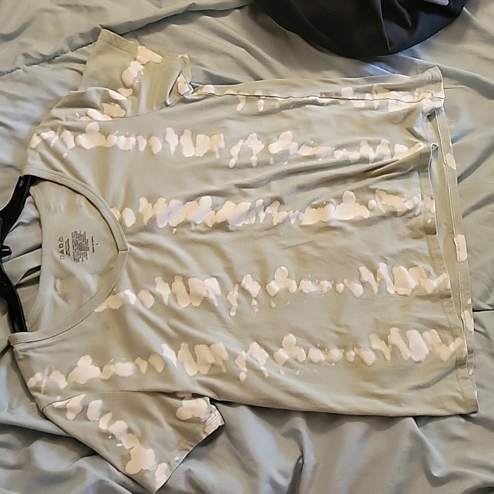 Womens large tie dye shirt